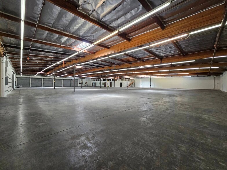More Photos Of 13725-13731 Proctor Ave, City of Industry Warehouse For Lease