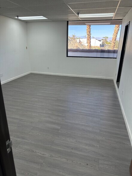 More Photos Of 72171 Highway 111, Palm Desert Storefront Retail Office For Sale