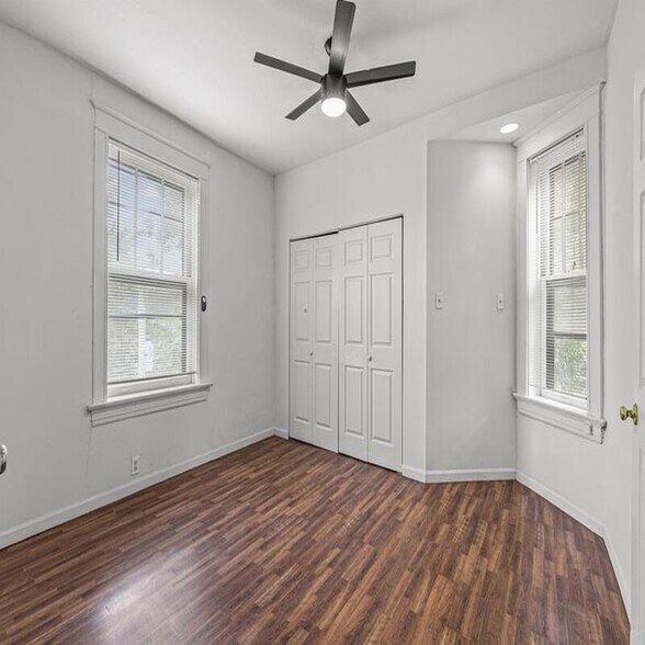 More Photos Of 1722 Waverly Pl, Saint Louis Apartments For Sale