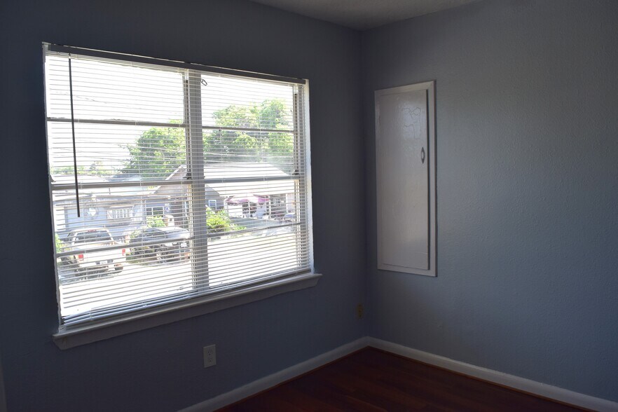 More Photos Of 904 Beverly Ave, Pasadena Apartments For Sale