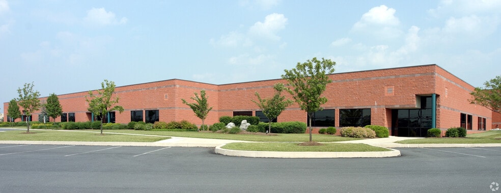 More Photos Of 5095 Ritter Rd, Mechanicsburg Research And Development For Lease