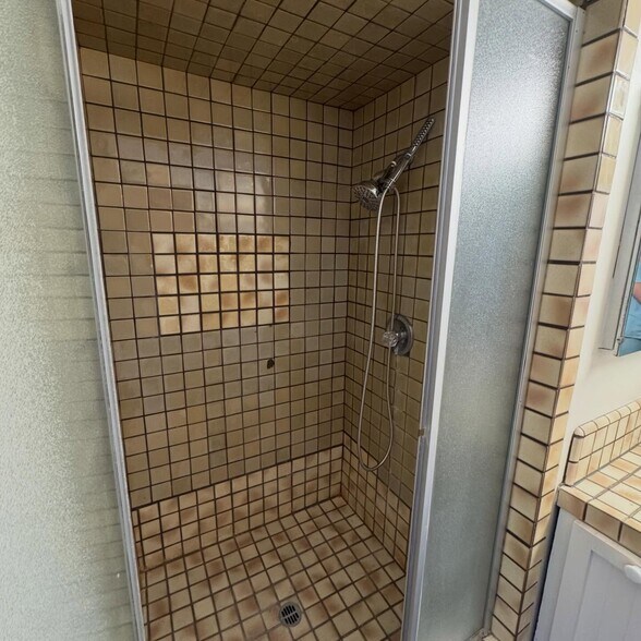 More Photos Of 25 Carlo Dr, Goleta Office Residential For Lease