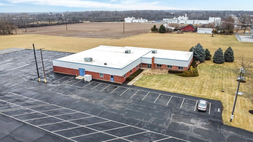 More Photos Of 720 S Edgewood Ave, Urbana Manufacturing For Lease