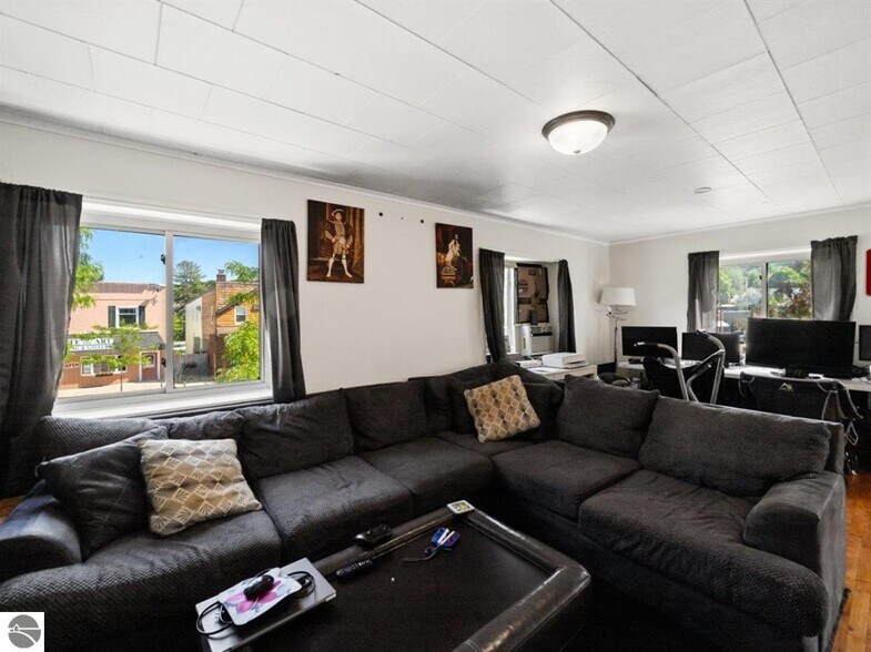 More Photos Of 180 S Benzie Blvd, Beulah Storefront Retail Office For Sale