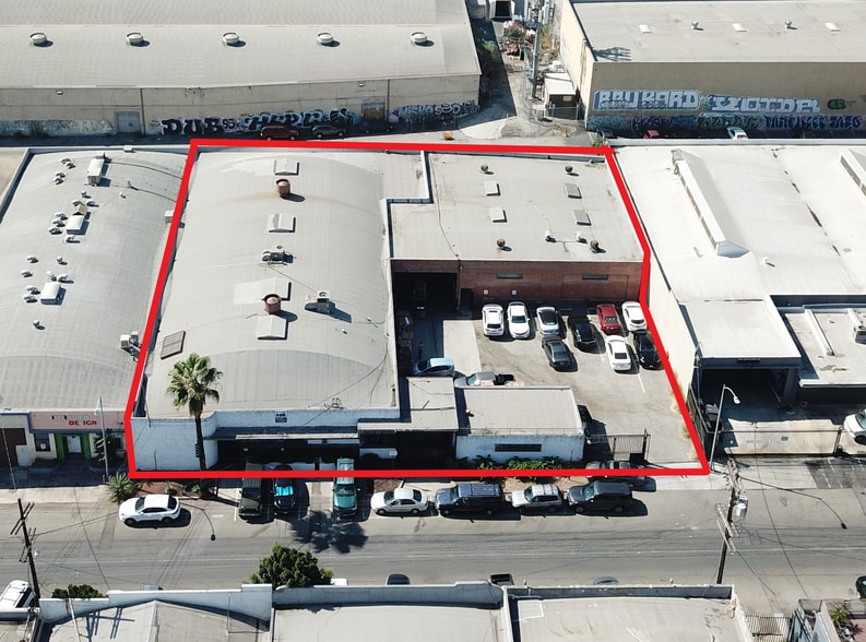 More Photos Of 2840 E 11th St, Los Angeles Warehouse For Lease