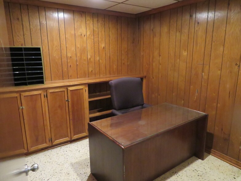 More Photos Of 733 Mulberry Ave, Panama City Unknown For Lease