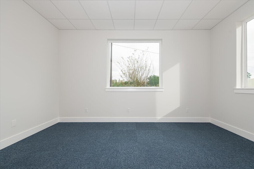 More Photos Of 14547 Lake Business Dr, Conroe Medical For Sale