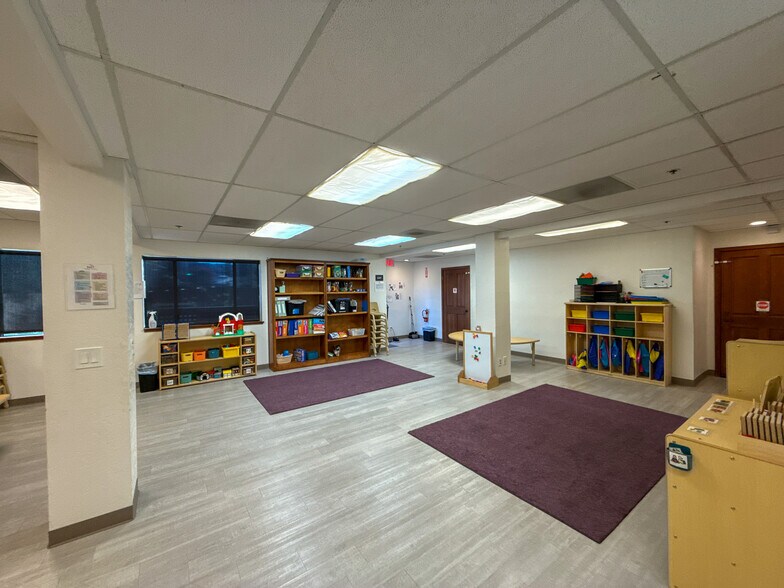 More Photos Of 101 Wikiup Dr, Santa Rosa Office For Sale