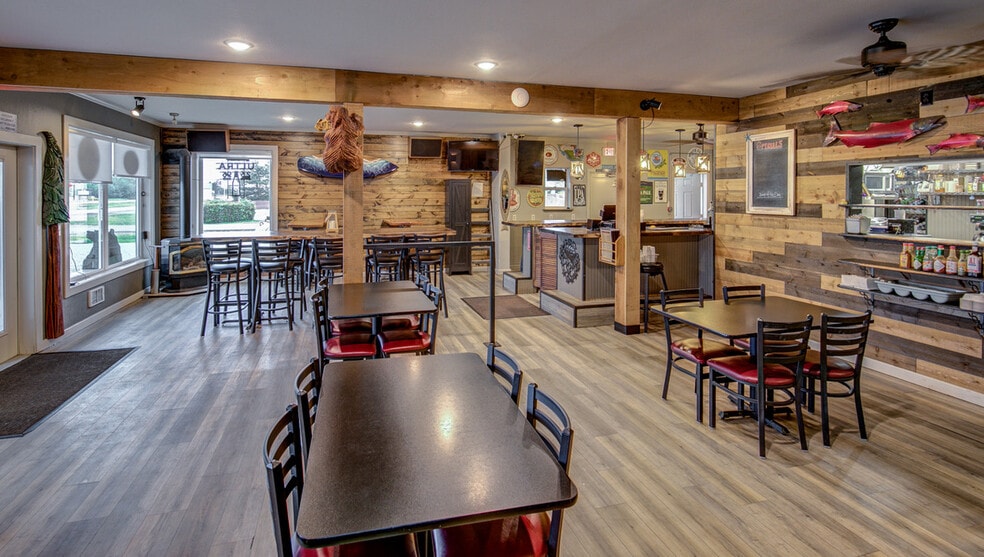 More Photos Of 798 Ocean Shores Blvd NW, Ocean Shores Bar For Sale