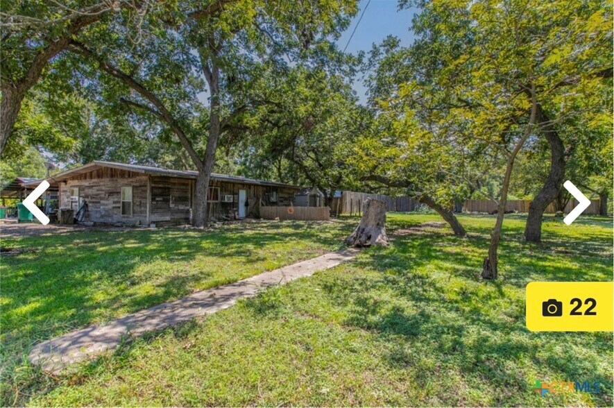 More Photos Of 200 Whitsett St, Belton Land For Sale