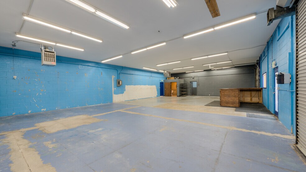More Photos Of 776 W Baseline Rd, Lafayette Warehouse For Lease