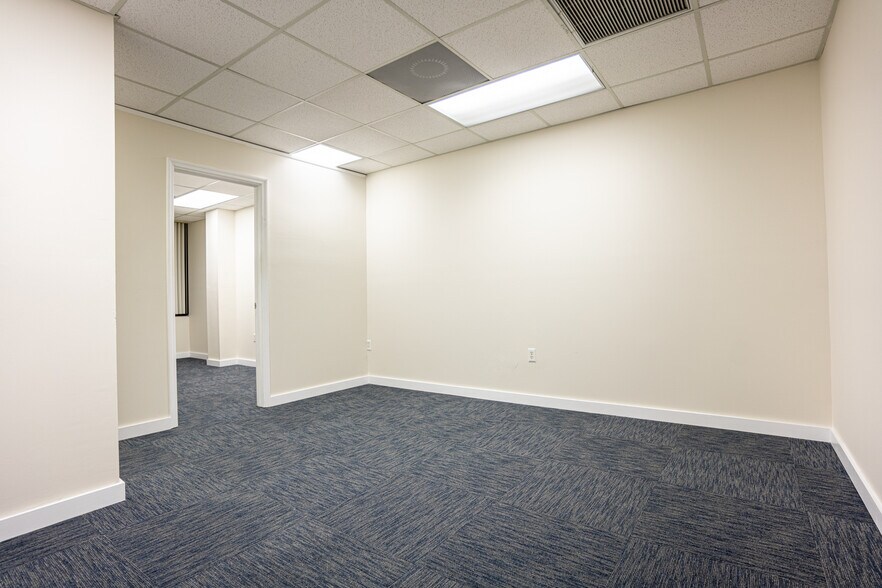 More Photos Of 3201 N Federal Hwy, Oakland Park Medical For Lease