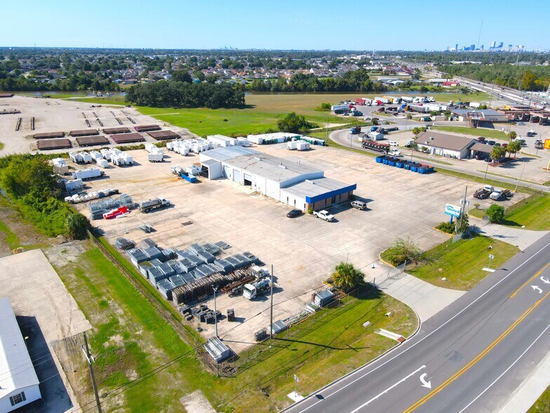 More Photos Of 204 Engineers Rd, Belle Chasse Warehouse For Lease