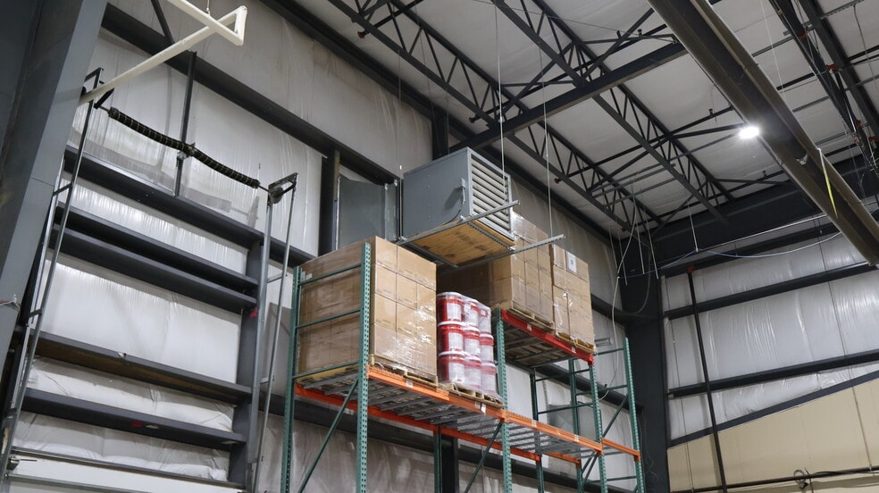 More Photos Of 1401 AIP Dr, Middletown Warehouse For Sale