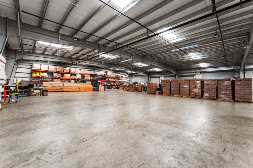 More Photos Of 1635 Cebrian St, West Sacramento General Retail For Sale