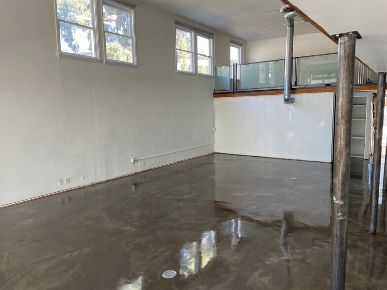 More Photos Of 2019-2023 Riverside Dr, Los Angeles Storefront Retail Office For Lease