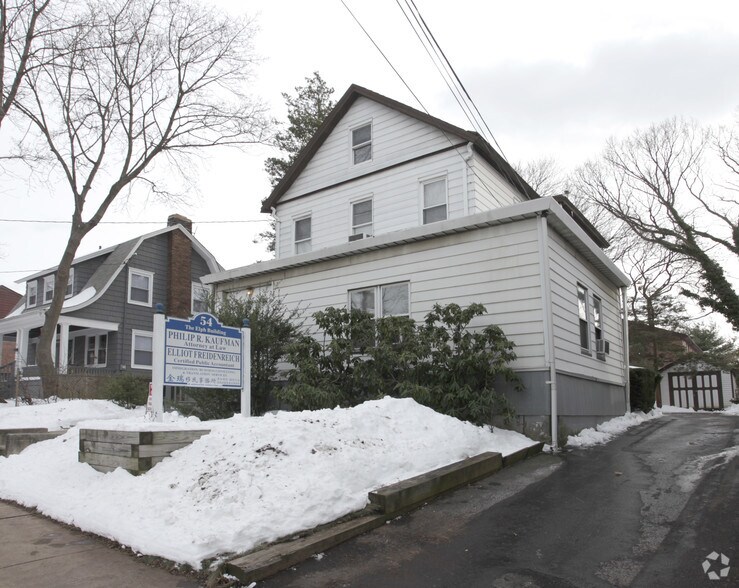 Primary Photo Of 54 Woodbridge Ave, Highland Park Office For Sale