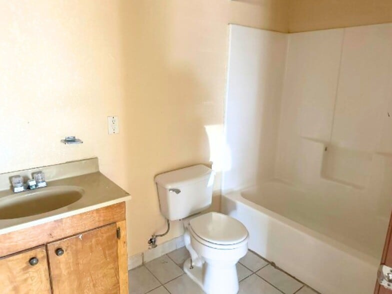 More Photos Of 5007 US Highway 83, Rio Grande City Apartments For Sale