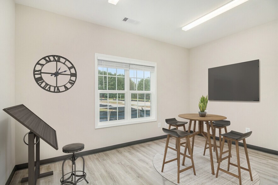 More Photos Of 247 River Park North Dr, Woodstock Medical For Sale