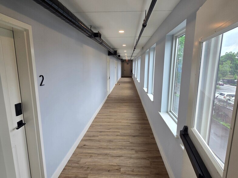 More Photos Of 6011 Madison Rd, Cincinnati Storefront Retail Residential For Sale