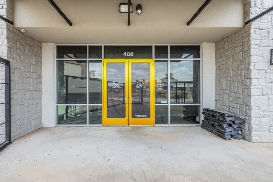 More Photos Of 830 University Dr E, College Station Restaurant For Lease