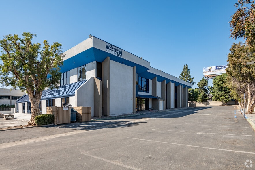 More Photos Of 171 S Anita Dr, Orange Medical For Lease