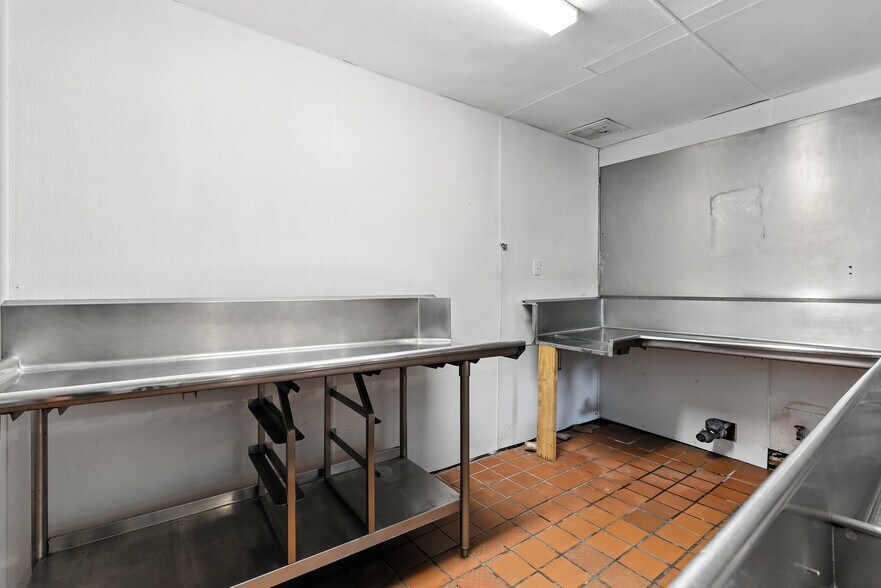 More Photos Of 4355 Sonoma Blvd, Vallejo Restaurant For Sale