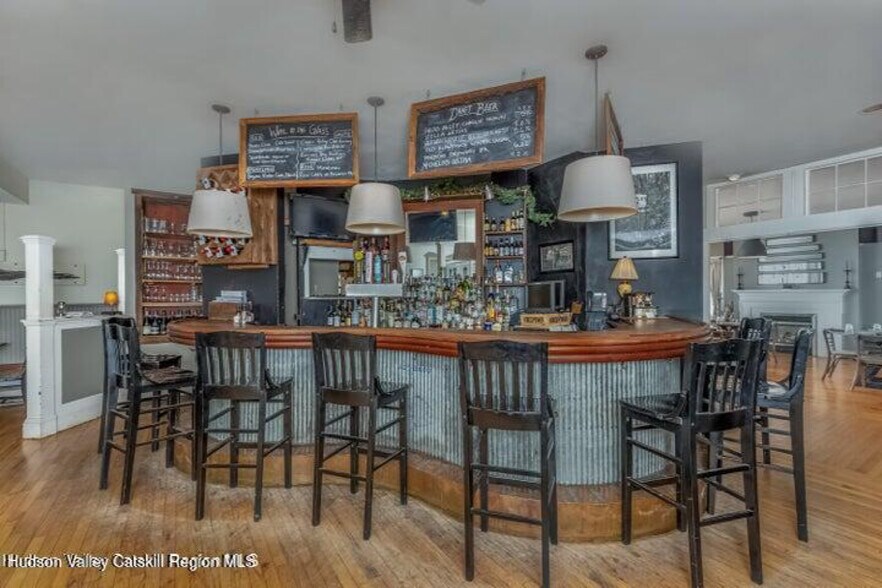 More Photos Of 155 Main St, High Falls Restaurant For Sale