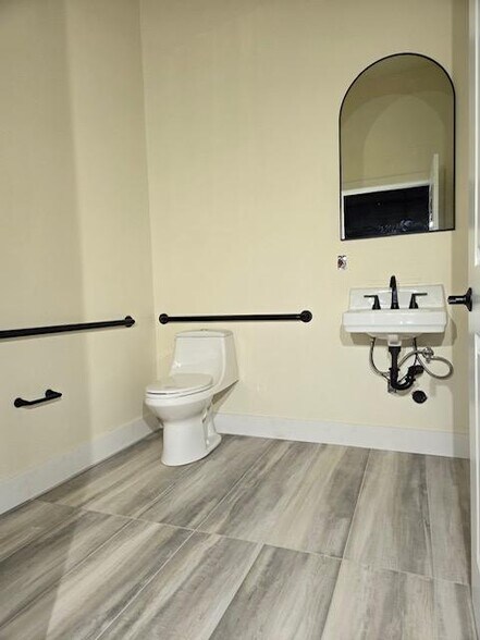 More Photos Of 42363 6th West st, Lancaster Warehouse For Sale