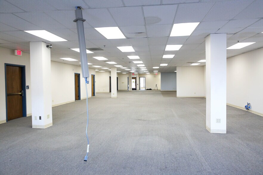 More Photos Of 626 Minnesota Ave, Kansas City Office For Lease