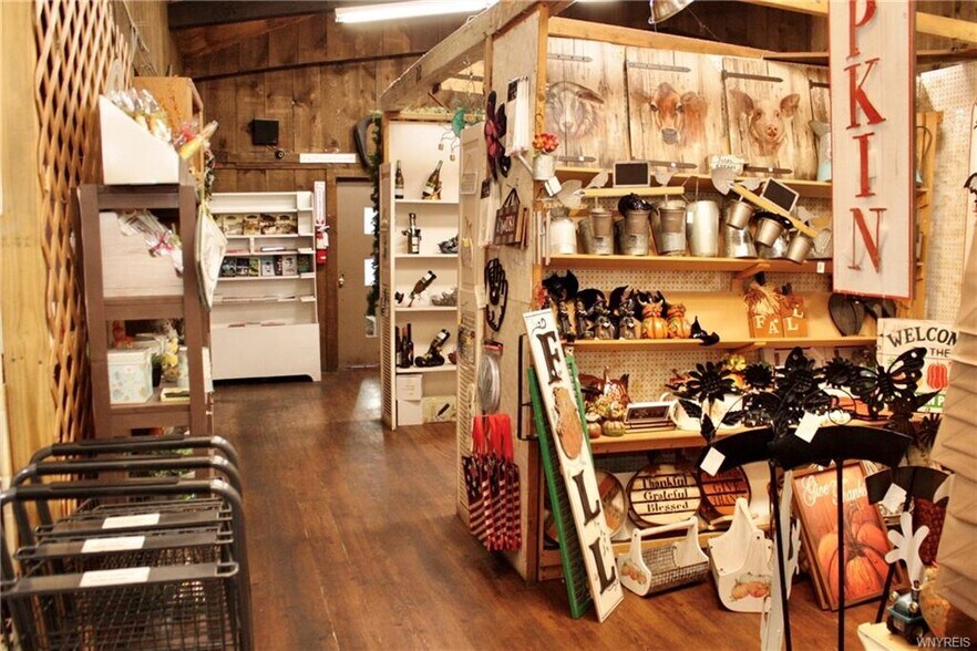 More Photos Of 3333 Lockport Olcott Rd, Newfane Restaurant For Sale