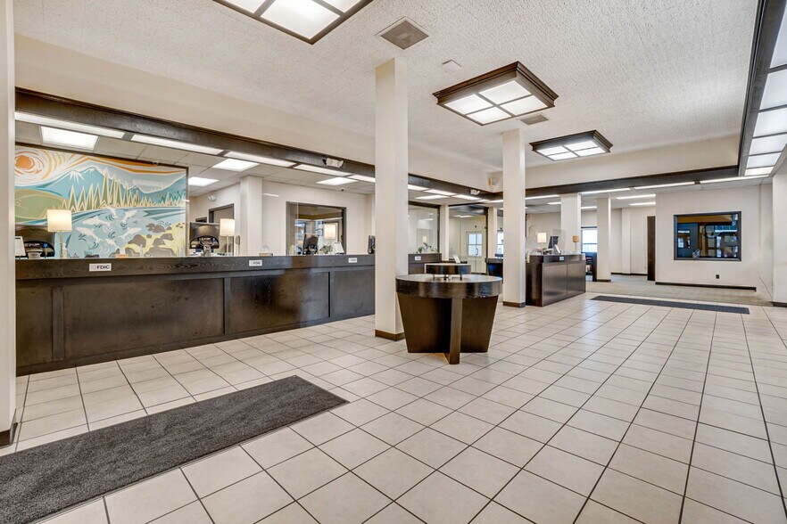 More Photos Of 701 5th St, Eureka Office Residential For Sale