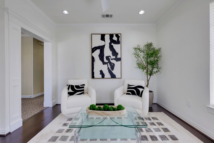 More Photos Of 860 Hebron Pky, Lewisville Medical For Sale