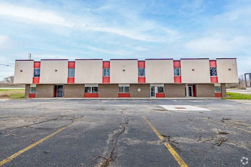 More Photos Of 4999 Northcutt Pl, Dayton Medical For Lease