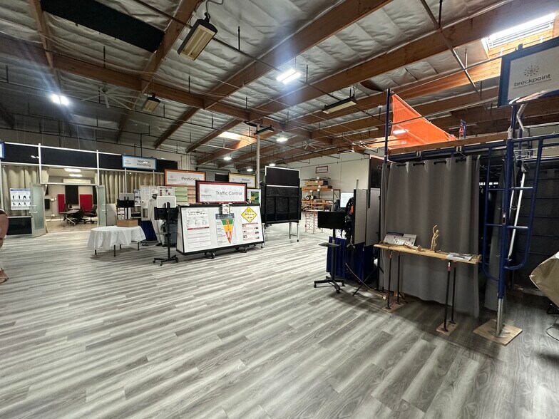 More Photos Of 1481 S Balboa Ave, Ontario Warehouse For Sale
