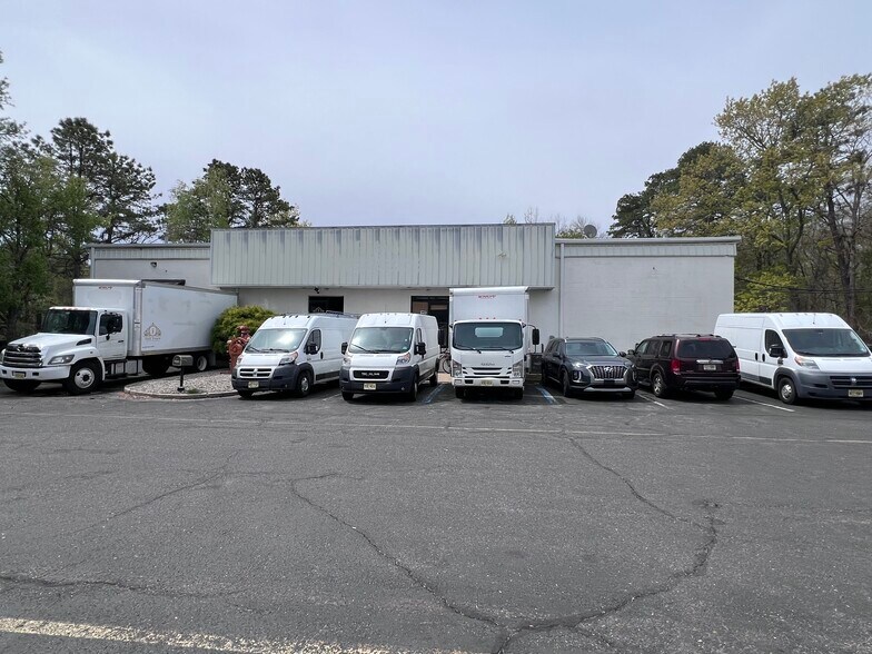 More Photos Of 2248 US Highway 9, Howell Warehouse For Lease