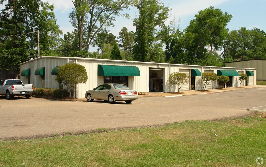 Primary Photo Of 125 E Ford St, Ridgeland Flex For Lease