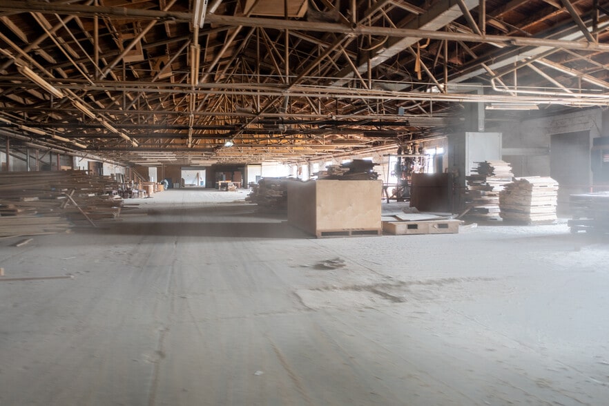 More Photos Of 440 Frankston St, Jacksonville Warehouse For Sale