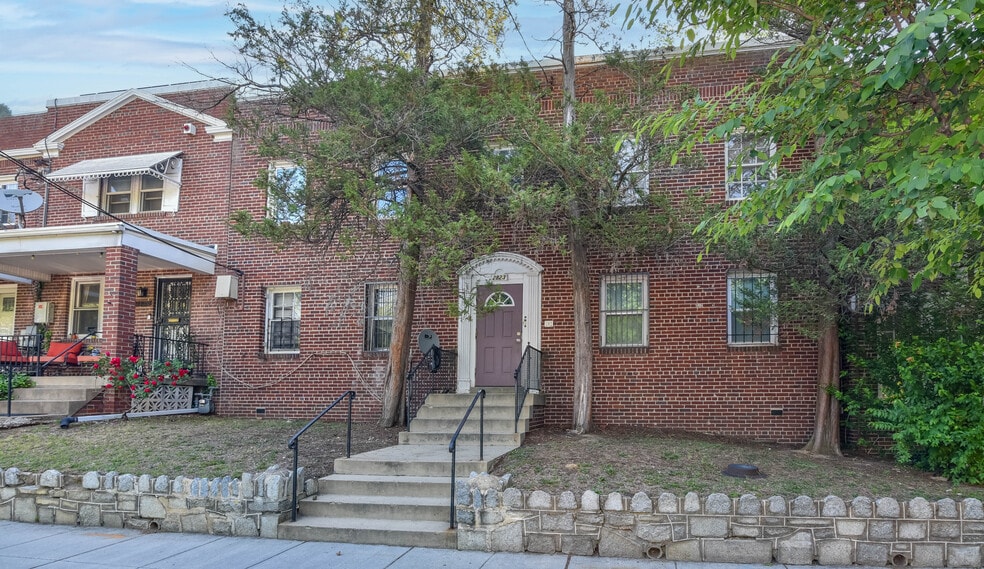 Primary Photo Of 2823 4th St NE, Washington Multifamily For Sale