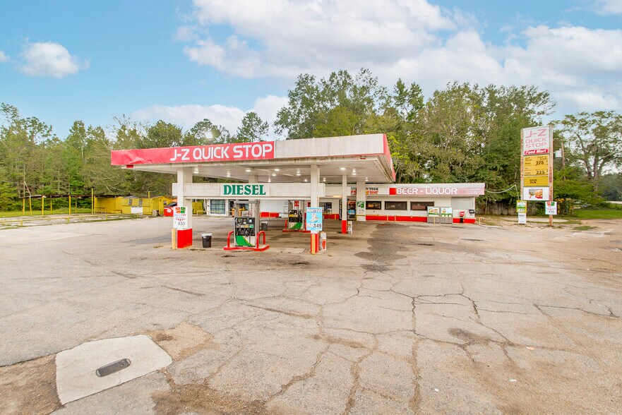 Primary Photo Of 11597 21, Bogalusa Convenience Store For Sale
