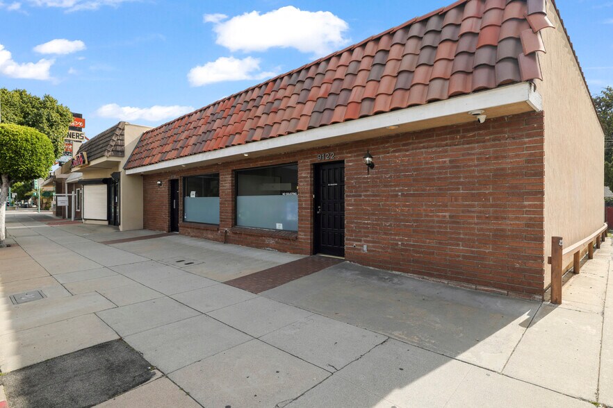 More Photos Of 9122-9124 Las Tunas Dr, Temple City Office For Sale