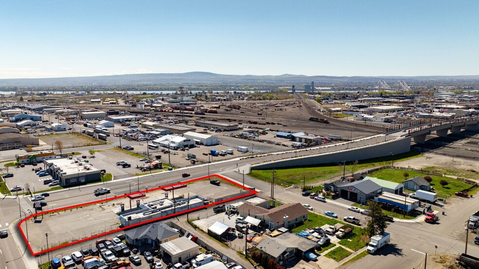 More Photos Of 1211 E Lewis St, Pasco Convenience Store For Sale