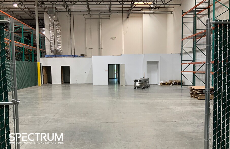 More Photos Of 28361-28385 Constellation Rd, Valencia Manufacturing For Lease