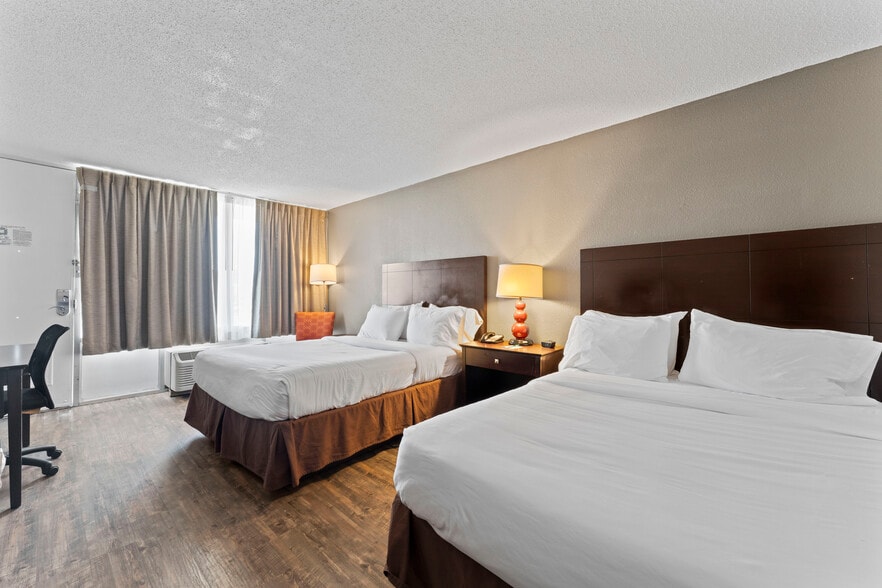 More Photos Of 9970 Airline Hwy, Baton Rouge Hotel For Sale