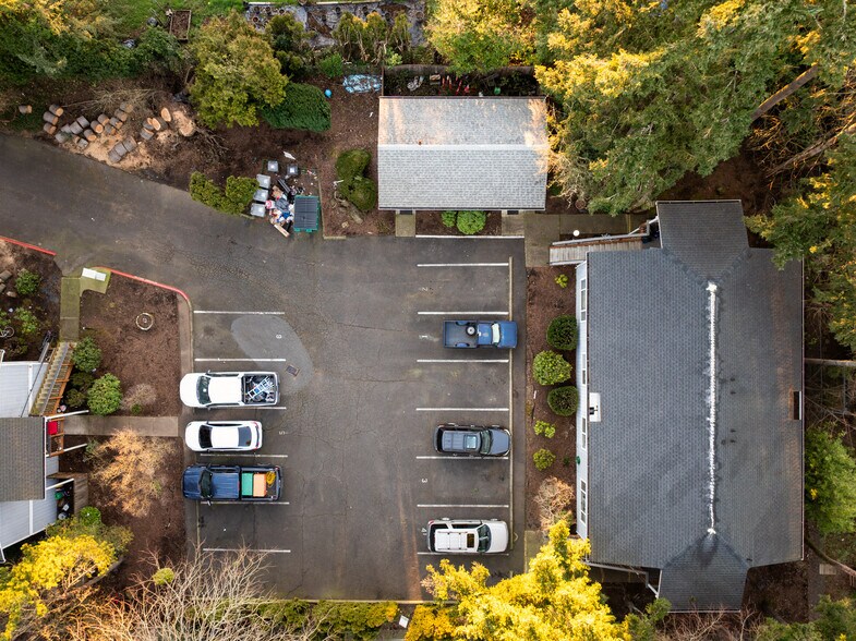 More Photos Of 340 S Locust St, Canby Apartments For Sale
