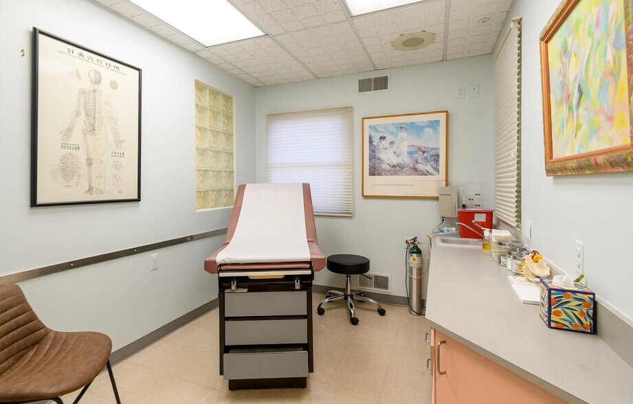 More Photos Of 29 Smull Ave, Caldwell Office Residential For Sale