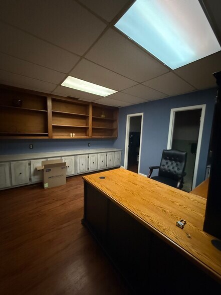More Photos Of 1074 Southern Ave, Fayetteville Medical For Lease