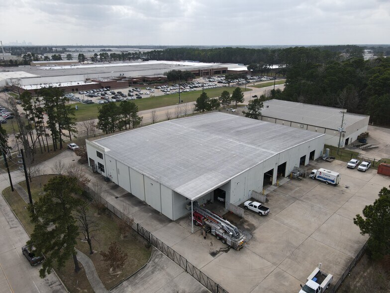More Photos Of 4553 Aldine Bender Rd, Houston Warehouse For Sale