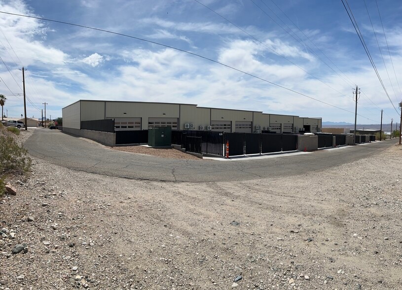 More Photos Of 2995 Kiowa Blvd N, Lake Havasu City Industrial For Lease