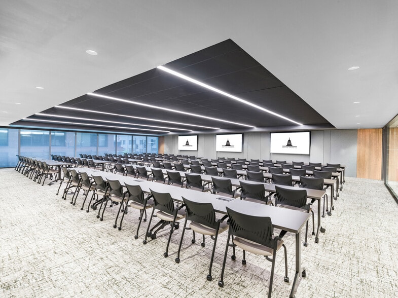 More Photos Of 250 Massachusetts Ave NW, Washington Office For Lease